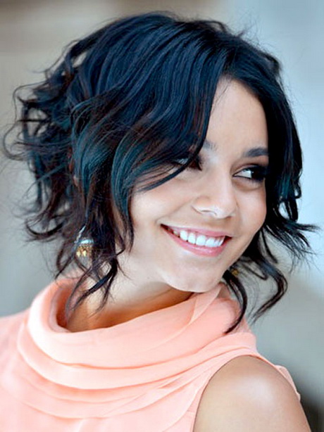 short-haircuts-for-wavy-hair-women-79_3 Short haircuts for wavy hair women