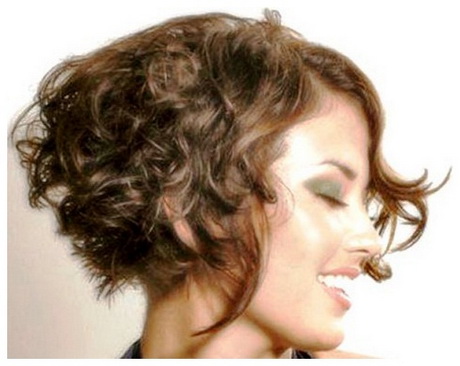 short-haircuts-for-wavy-hair-women-79_7 Short haircuts for wavy hair women