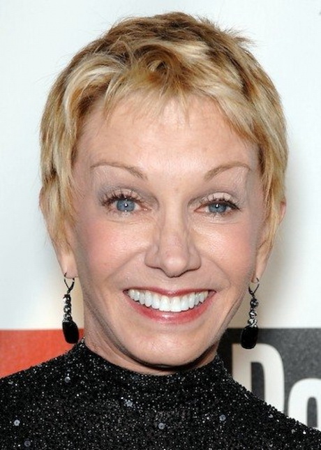 short-haircuts-for-women-over-50-with-fine-hair-45_12 Short haircuts for women over 50 with fine hair