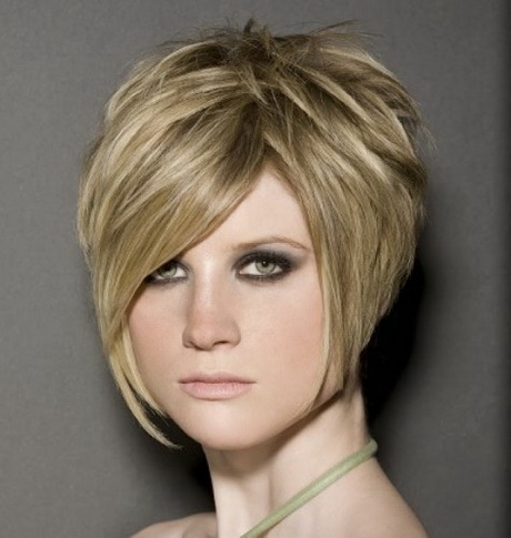 short-haircuts-for-women-with-bangs-05_10 Short haircuts for women with bangs