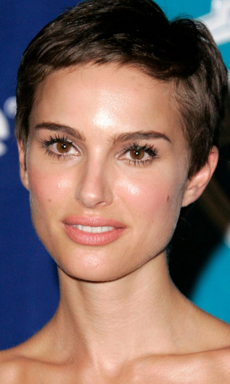 short-hairstyles-for-celebrities-36-12 Short hairstyles for celebrities