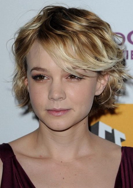 short-hairstyles-for-curly-wavy-hair-17_6 Short hairstyles for curly wavy hair