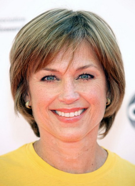 short-layered-haircuts-for-women-over-50-14_15 Short layered haircuts for women over 50