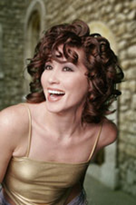 short-semi-curly-hairstyles-53_9 Short semi curly hairstyles