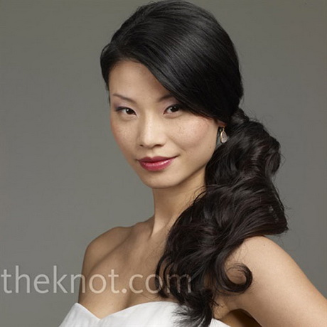 side-ponytail-wedding-hair-72_9 Side ponytail wedding hair