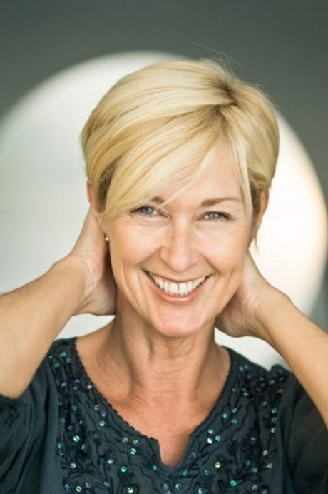 very-short-haircuts-for-older-women-11_7 Very short haircuts for older women