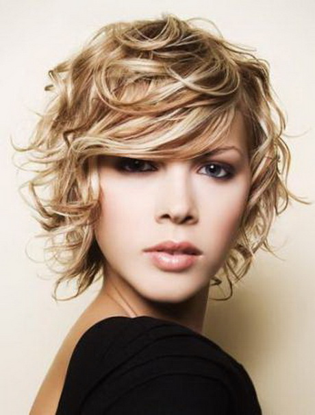 Very short layered haircuts for women