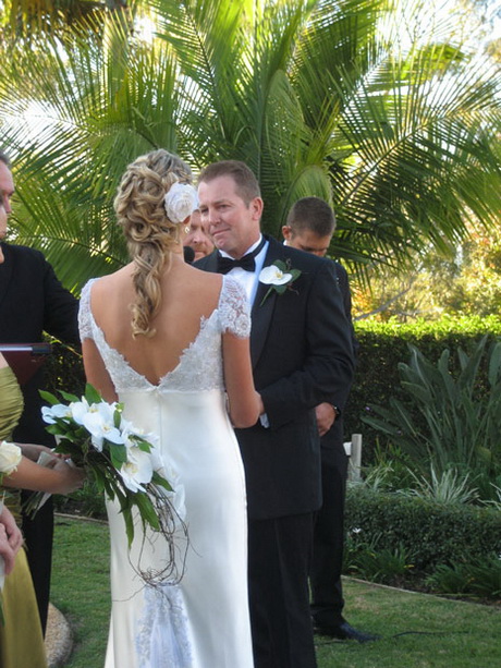 wedding-hair-up-or-down-65_10 Wedding hair up or down