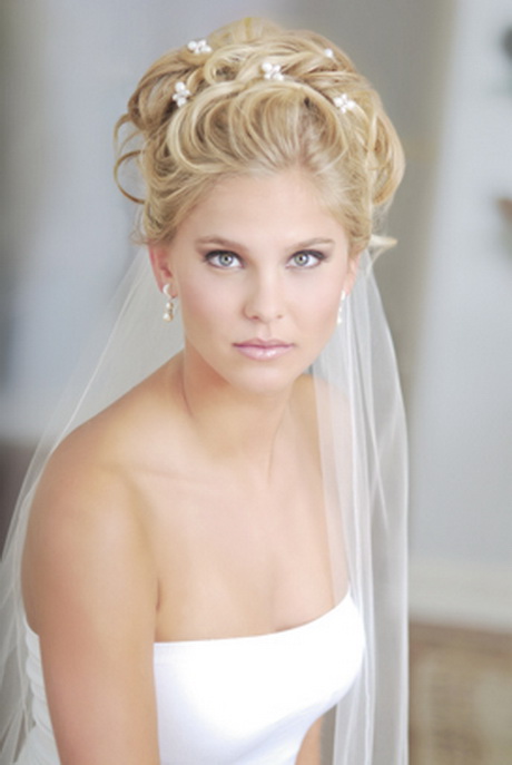 wedding-hairstyles-for-short-hair-with-veil-40_15 Wedding hairstyles for short hair with veil