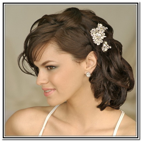 wedding-updos-for-medium-length-hair-48_9 Wedding updos for medium length hair