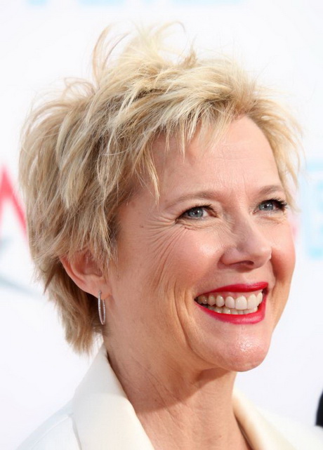 best-short-haircuts-for-women-over-50-18_19 Best short haircuts for women over 50