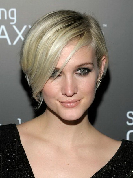 celebrity-short-hairstyles-for-women-over-50-45_10 Celebrity short hairstyles for women over 50