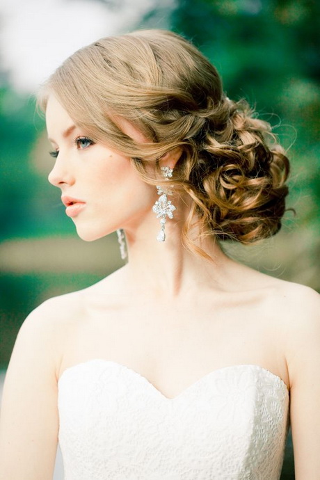 classy-prom-hairstyles-69_11 Classy prom hairstyles