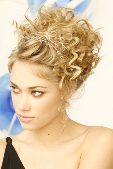 Cocktail hairstyles for long hair