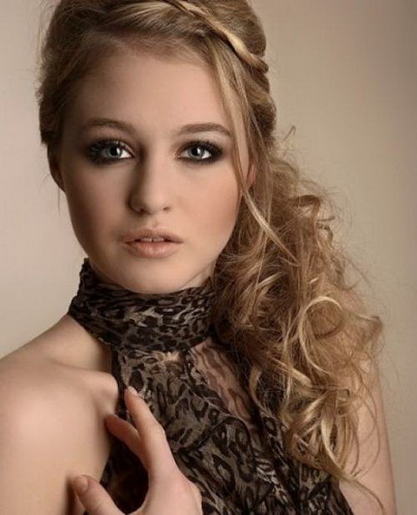 Cocktail hairstyles for long hair