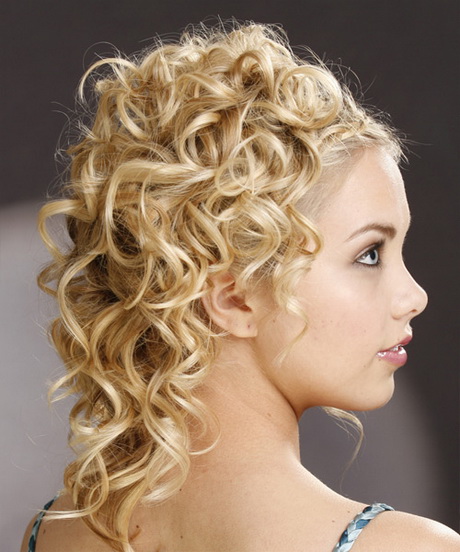 curly-formal-hairstyles-78_3 Curly formal hairstyles