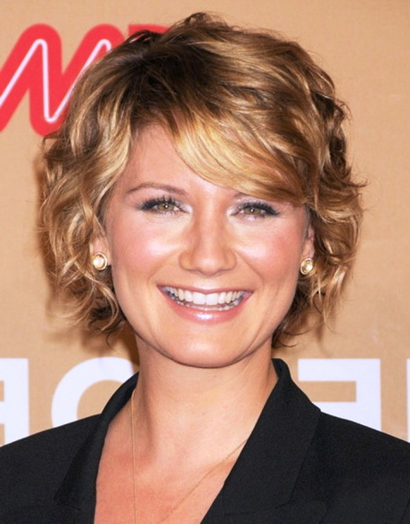 curly-hairstyles-for-short-hair-for-women-74_10 Curly hairstyles for short hair for women