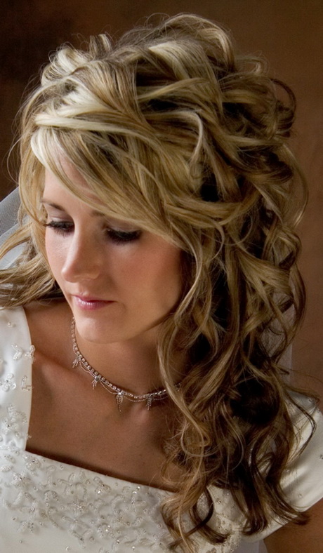 curly-hairstyles-for-weddings-61_11 Curly hairstyles for weddings