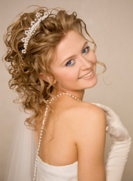 curly-hairstyles-for-weddings-61_16 Curly hairstyles for weddings