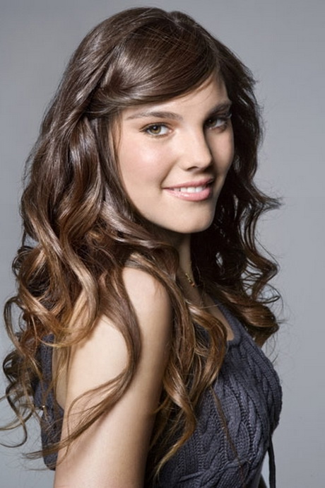 curly-homecoming-hairstyles-35_2 Curly homecoming hairstyles