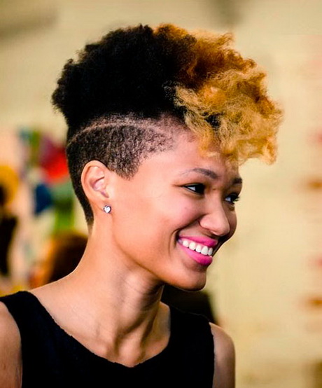 curly-mohawk-hairstyles-for-black-women-44_16 Curly mohawk hairstyles for black women