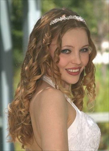 down-curly-wedding-hairstyles-15_12 Down curly wedding hairstyles