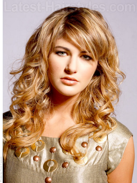 easy-hairstyles-for-wavy-hair-22_18 Easy hairstyles for wavy hair