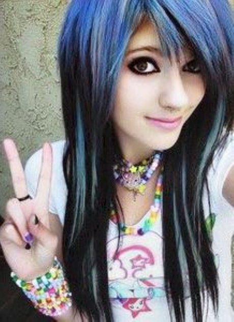 emo-hairstyles-for-girls-with-long-hair-66_3 Emo hairstyles for girls with long hair