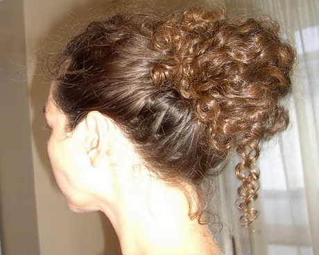 formal-hairstyles-for-curly-hair-82_15 Formal hairstyles for curly hair