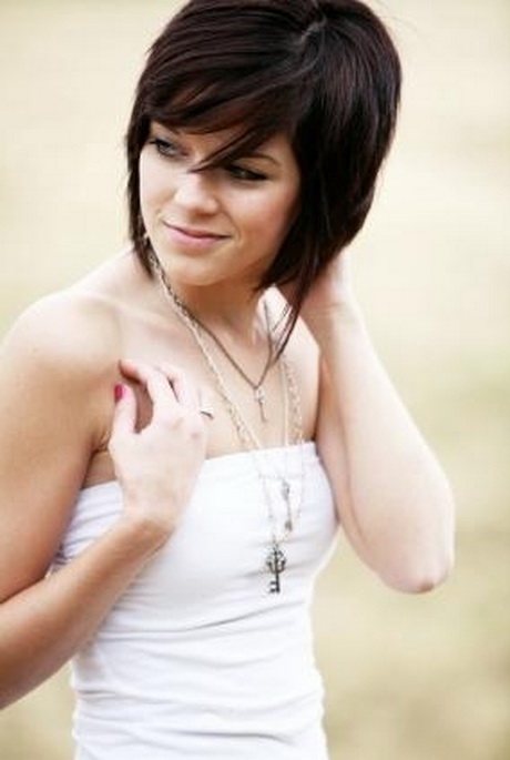 fun-medium-length-hairstyles-71_17 Fun medium length hairstyles