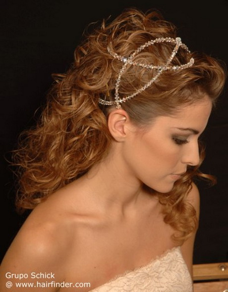 grecian-prom-hairstyles-92_12 Grecian prom hairstyles