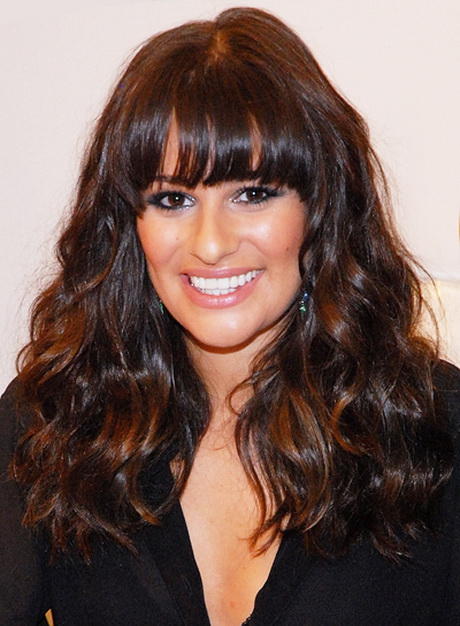 hairstyles-for-long-curly-hair-with-bangs-42_15 Hairstyles for long curly hair with bangs