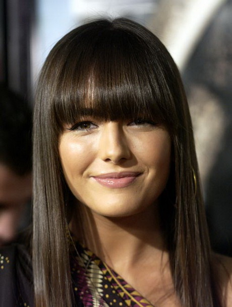hairstyles-for-long-hair-with-a-fringe-47_9 Hairstyles for long hair with a fringe
