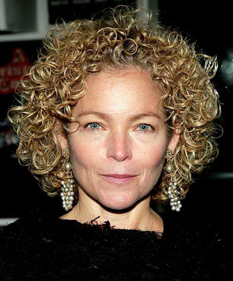 hairstyles-for-short-hair-for-women-over-50-45_17 Hairstyles for short hair for women over 50