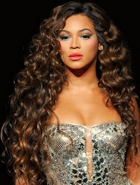 hairstyles-long-curly-hair-65_19 Hairstyles long curly hair