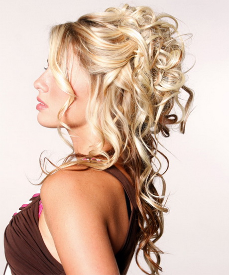 half-up-wedding-hairstyles-for-long-hair-85_9 Half up wedding hairstyles for long hair