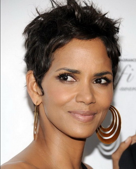 halle-berry-curly-hairstyles-77_10 Halle berry curly hairstyles
