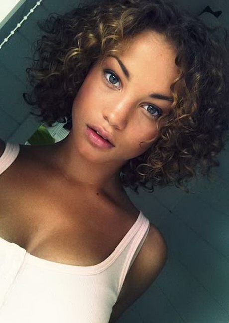 images-of-curly-hairstyles-30_17 Images of curly hairstyles