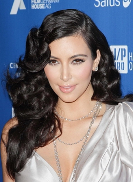kim-kardashian-curly-hairstyles-20_5 Kim kardashian curly hairstyles