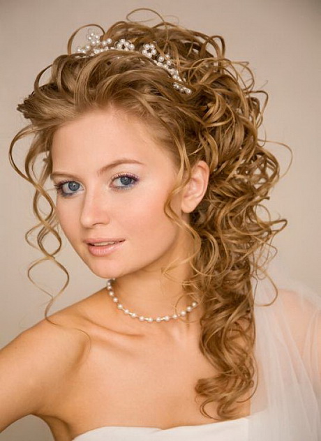 long-curly-bridal-hairstyles-53_12 Long curly bridal hairstyles