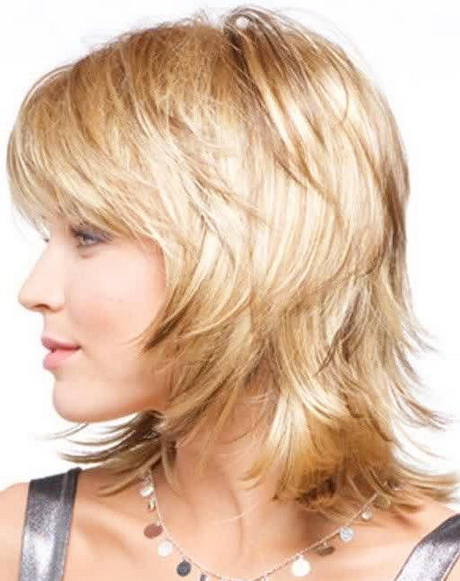 medium-layered-hairstyles-with-bangs-00_5 Medium layered hairstyles with bangs