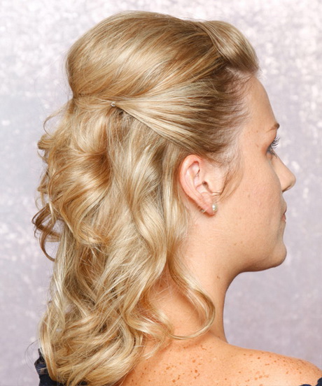 prom-hairstyles-curly-half-up-84_10 Prom hairstyles curly half up