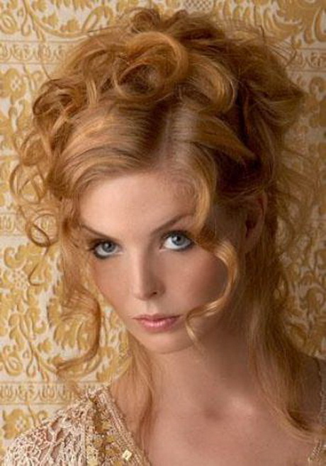 prom-hairstyles-for-curly-hair-updos-61_9 Prom hairstyles for curly hair updos