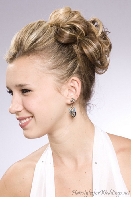 prom-hairstyles-updos-for-medium-hair-16_5 Prom hairstyles updos for medium hair