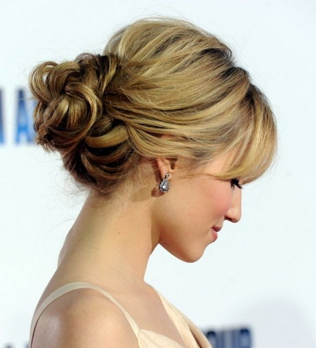 prom-updo-hairstyles-for-medium-hair-18 Prom updo hairstyles for medium hair