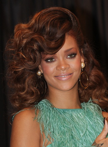 rihanna-medium-hairstyles-72_16 Rihanna medium hairstyles