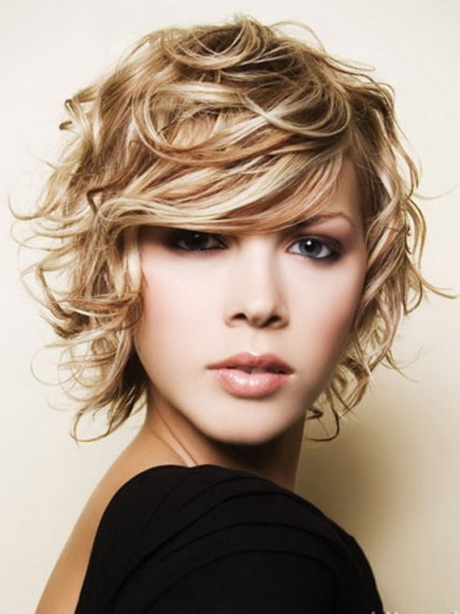 short-curly-hairstyles-for-oval-faces-29_2 Short curly hairstyles for oval faces