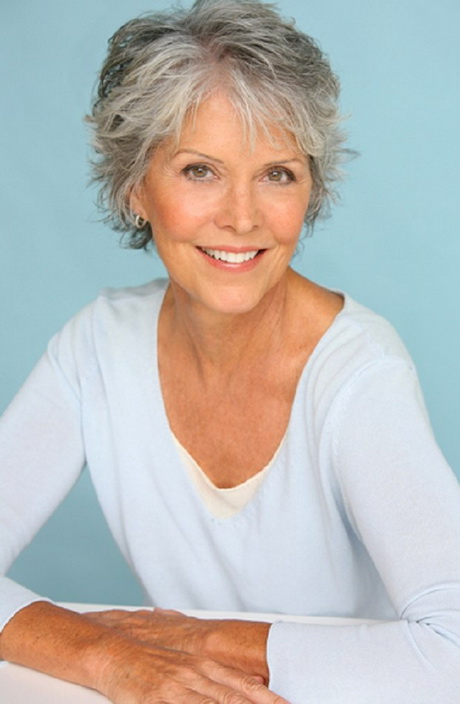 short-hairstyles-for-older-women-with-gray-hair-89_2 Short hairstyles for older women with gray hair