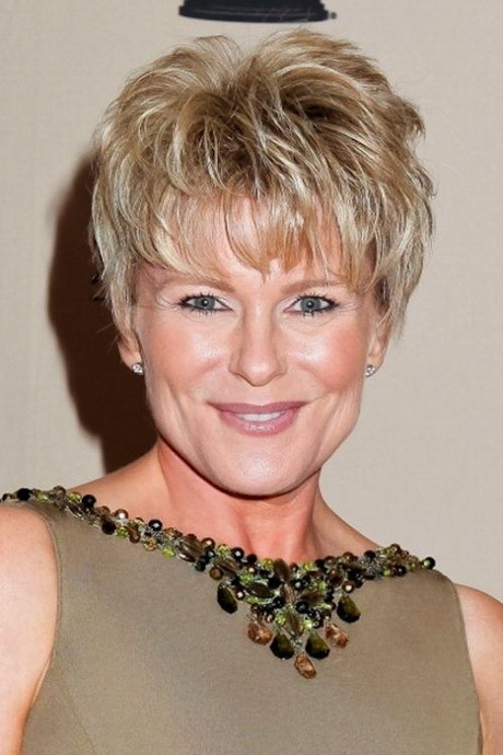 short-hairstyles-for-over-50-women-pictures-46_5 Short hairstyles for over 50 women pictures