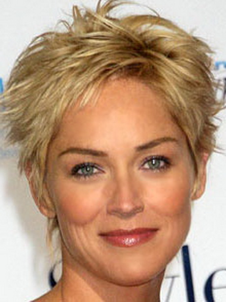 short-hairstyles-for-round-faces-older-women-21_15 Short hairstyles for round faces older women